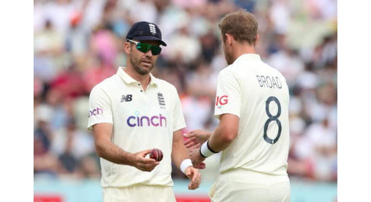 England pledge to make most of veteran bowlers Broad and Anderson

