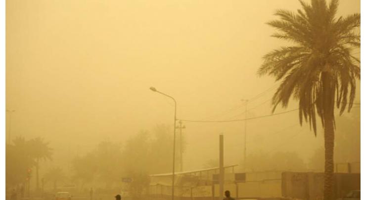 Sandstorm forces closure of Iraqi airports, public buildings

