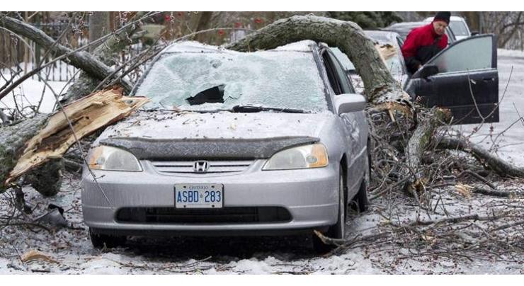 Canada's storm leaves 8 dead, tens of thousands without power
