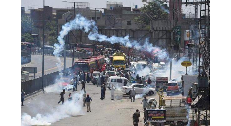 Violent clashes witnessed in Lahore
