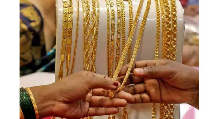 Gold prices decline by Rs.2,750 to Rs.138,450 per tola 28 May 2022
