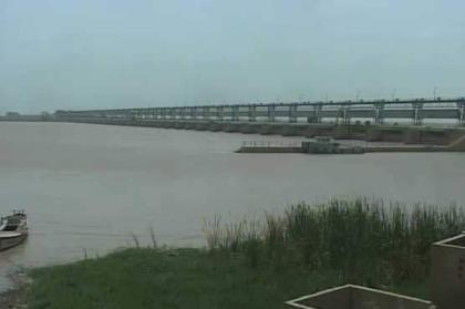 Water level at Kotri Barrage continues to remain very low
