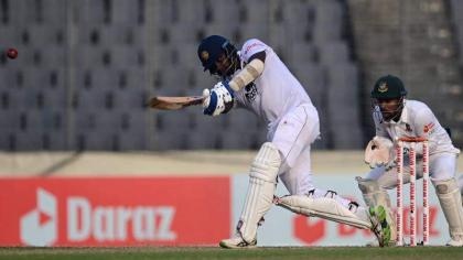 Mathews, Dhananjaya keep Sri Lanka alive in Bangladesh Test
