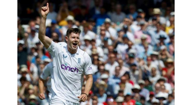 England rookie Potts strikes as New Zealand slump to 132 all out in 1st Test
