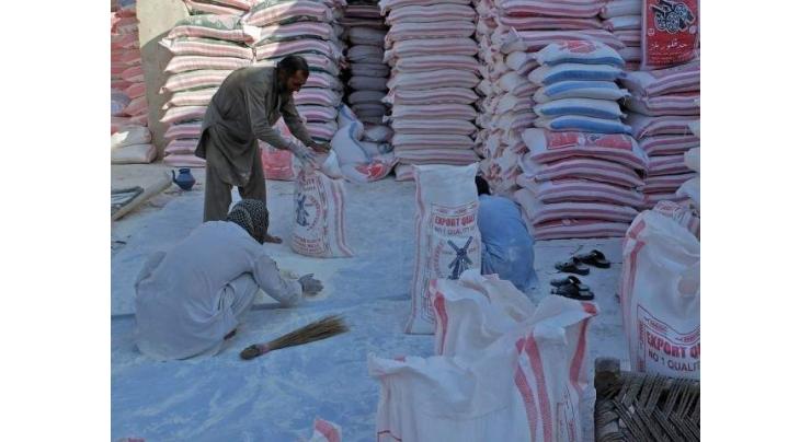 Minister directs to ensure sale of subsidized flour
