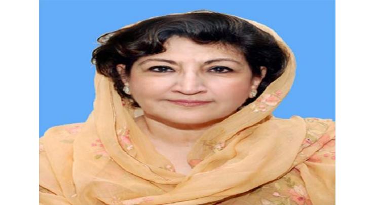 Senators offer Fateha for Nuzhat Sadiq's mother
