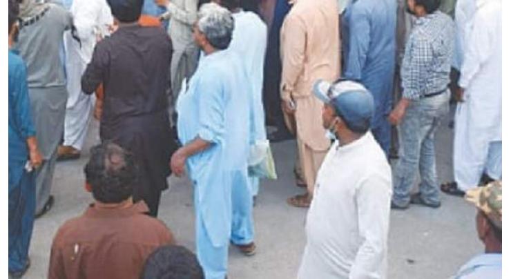 Protesters allegedly attack HESCO office in Latifabad
