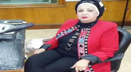 مذیعة مصریة شھیرة تتعرض للاعتداء بالضرب من قبل مدیرھا داخل مقر عملھا