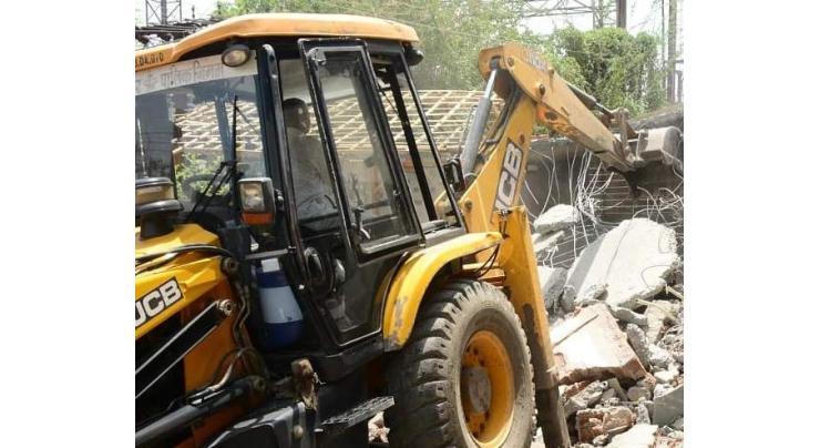 Capital Metropolitan demolishes illegal constructions
