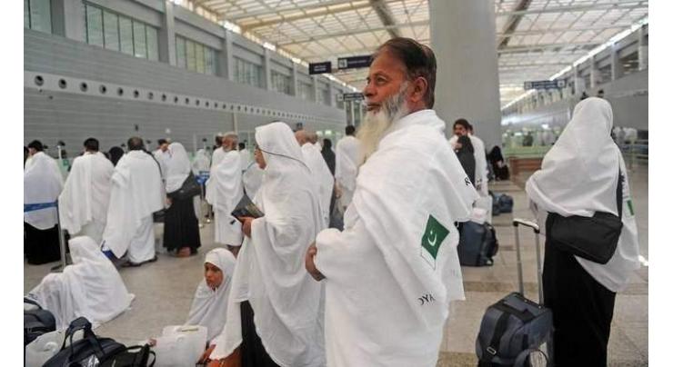 Stranded Hajj pilgrims permitted to leave for Jeddah
