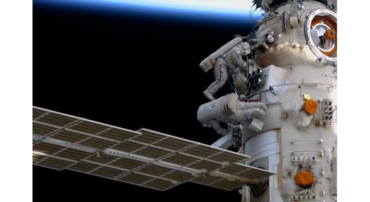 Cosmonauts Artemyev, Matveev Start Spacewalk to Work With ERA Manipulator - Roscosmos
