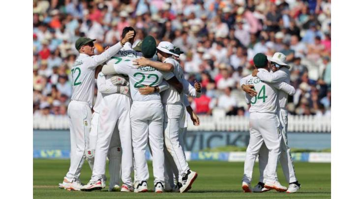 South Africa thrash England by an innings and 12 runs in 1st Test
