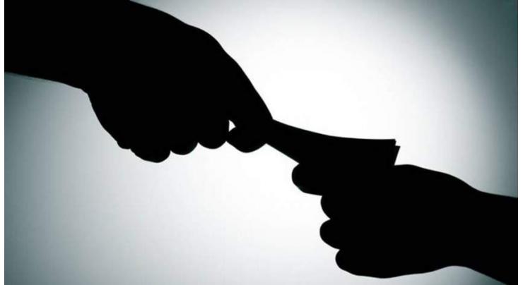 Police inspector held for taking bribe
