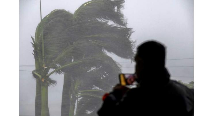 Hurricane Ian heads for Carolinas after ravaging Florida
