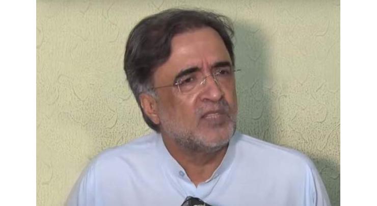 Kaira blasts PTI leader for creating agitation, damaging civilized culture of society
