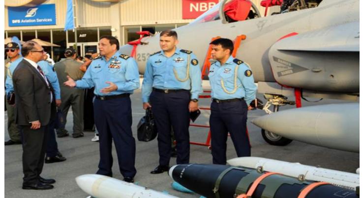 Air Chief Marshal witnesses opening ceremony of Bahrain Air Show