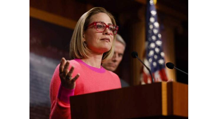 Arizona senator leaves Democrats to become independent

