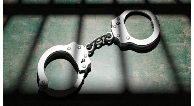 FIA Anti-Corruption Peshawar Circle arrested four suspects
