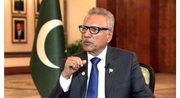 President phones families of martyred soldiers for condolence

