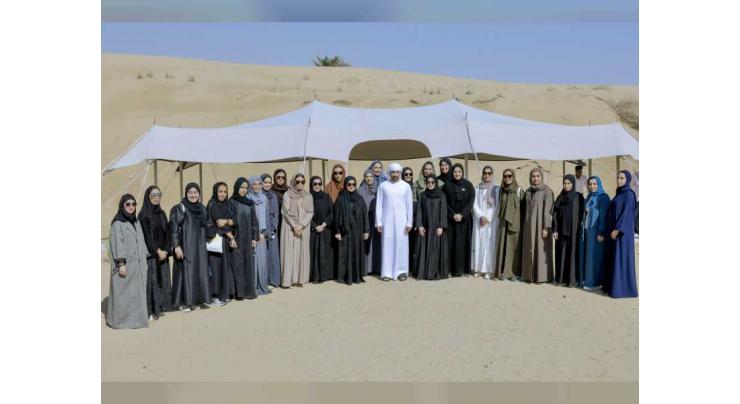 Hamdan bin Mohammed meets with participants of Dubai Leadership Camp