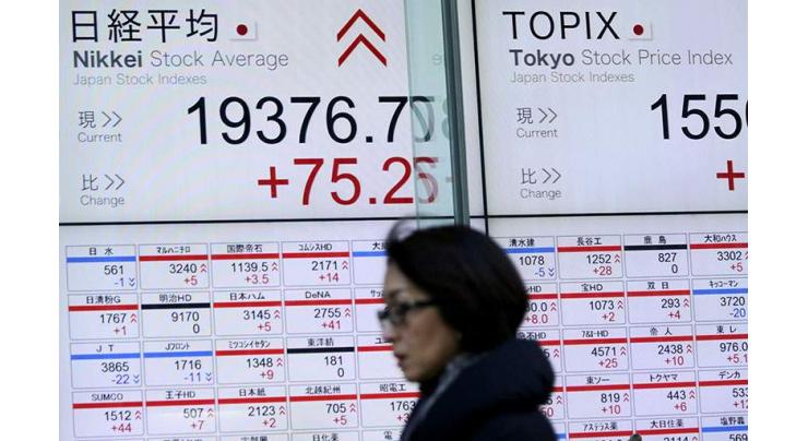 Tokyo stocks edge up at open
