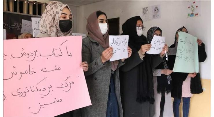 Denmark to grant asylum to all Afghan female applicants
