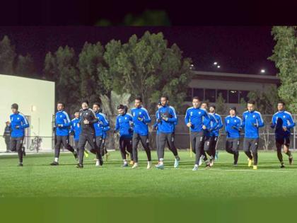 منتخب الإمارات يؤدي تدريبه الأول بالبصرة استعداداً لخليجي 25