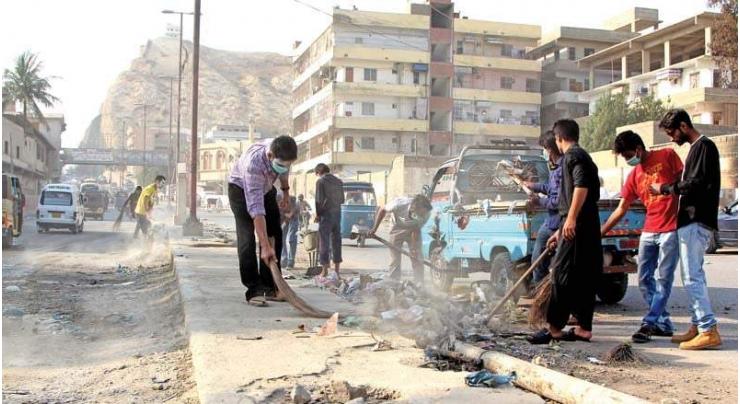 LG secretary reviews cleanliness in city
