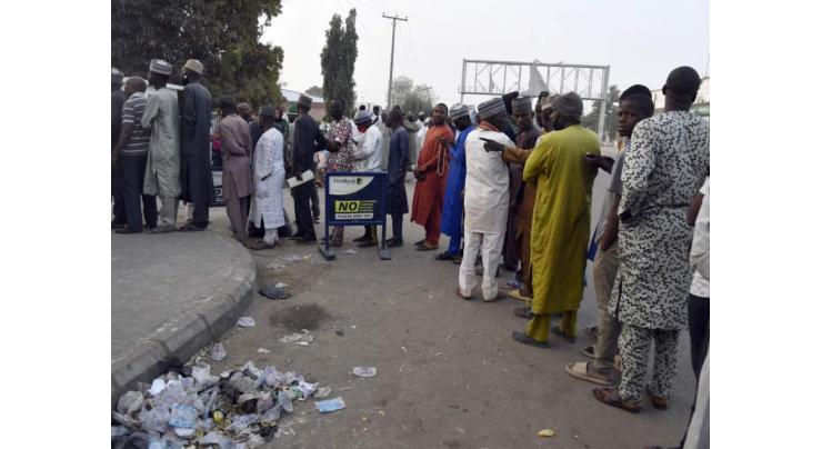 In northern Nigeria, fuel, cash crisis taints election campaign
