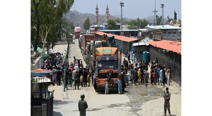 Pak-Afghan border closure makes long queue of more than 7000 stranded trucks-PAJCCI
