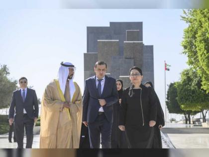 خليفة بن طحنون يستقبل رئيسة مجلس الشيوخ الأوزباكستاني في واحة الكرامة