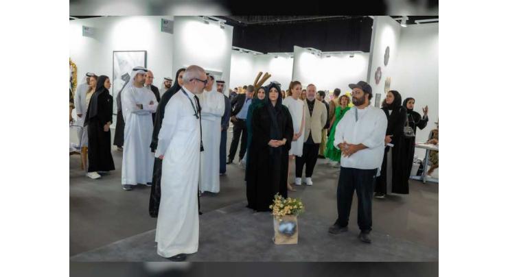 Latifa bint Mohammed inaugurates Art Dubai