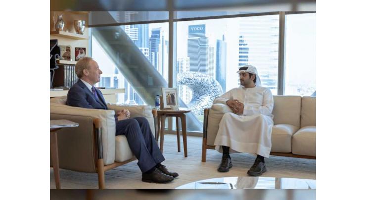 Maktoum bin Mohammed meets with Microsoft’s Vice Chair and President