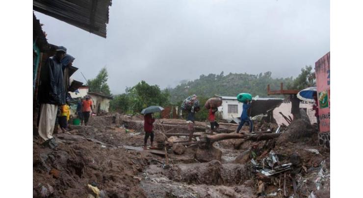 Malawi cyclone toll up to 225, rescuers scramble to find survivors
