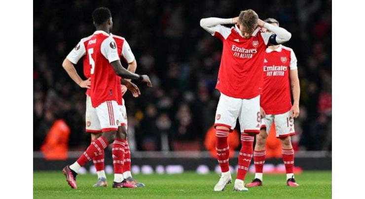 Arsenal seek to pull clear of City as Premier League strugglers battle

