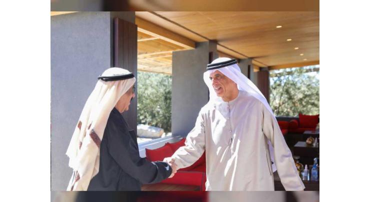 Ruler of Ras Al Khaimah receives ministers, high-ranking officials