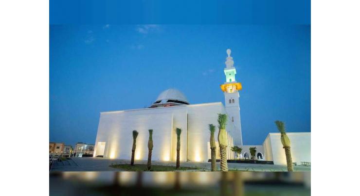 Humaid Al Nuaimi opens Raqib Mosque  in Ajman