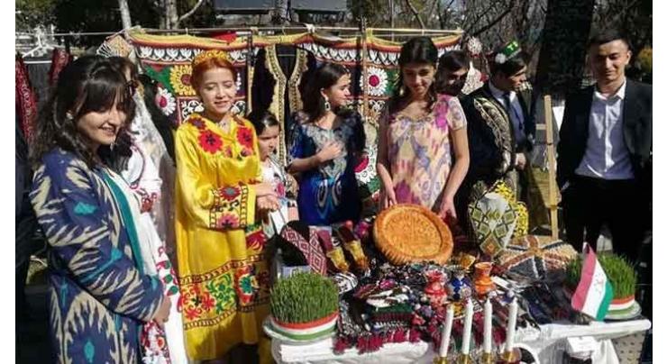 Pakistani culture, cuisines attract visitors at Nowruz Day festival in China
