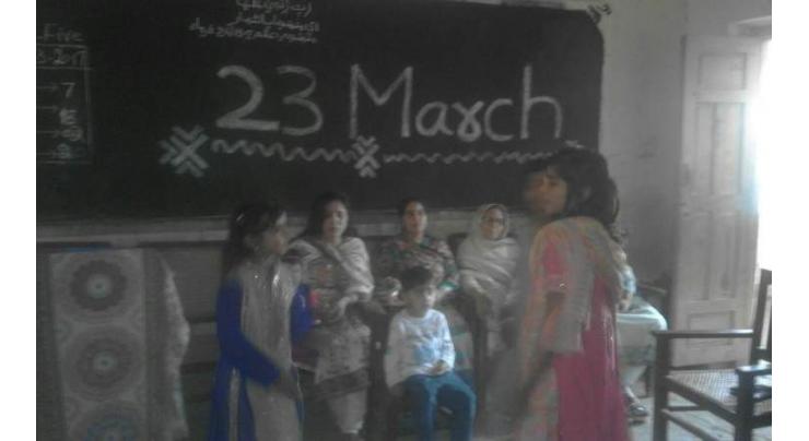 Girls College celebrates Pakistan Day
