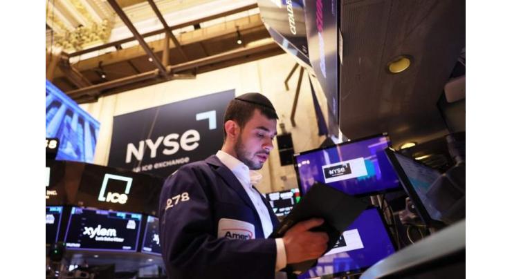 US stocks tumble after Fed rate hike, concerns on economy
