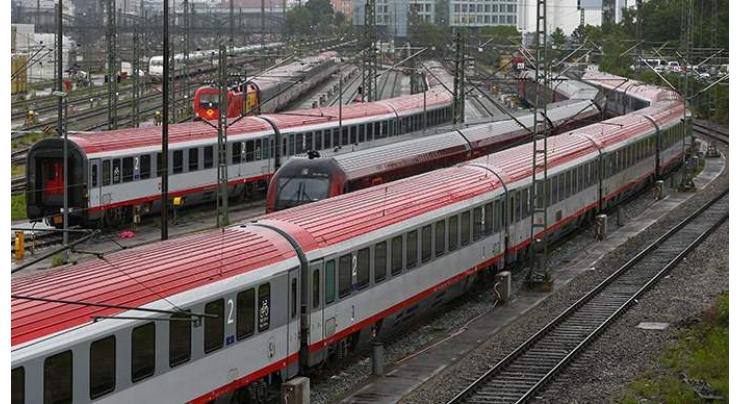 German Rail Traffic Partially Restored Despite Strike - Railway Company