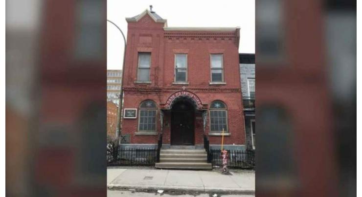 Montreal Synagogue Victim of Vandalism, Facade Spray Painted with Swastikas