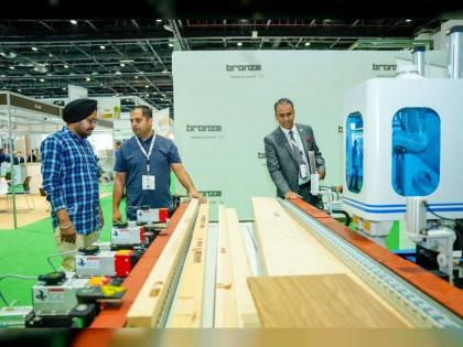 10 آلاف زائر  في ختام معرض &quot;دبي الدولي للأخشاب&quot; في دورته الـ 19 