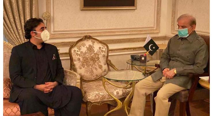 PM, FM discuss overall political situation