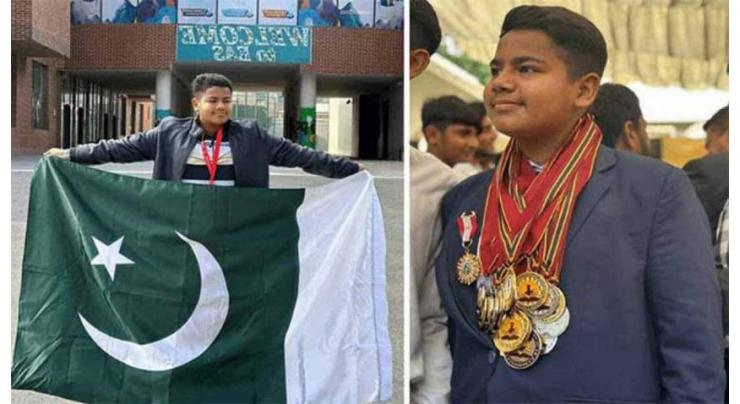 Murad honours Ameer Hamza for winning world scholar cup

