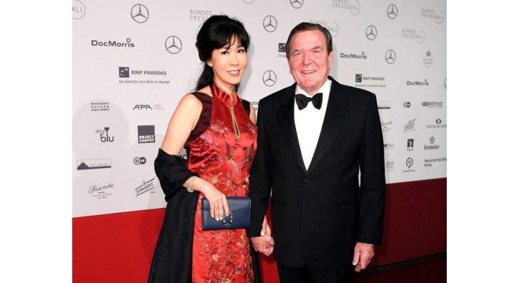 German State Company Fires Ex-Chancellor Schroeder's Wife After Visit to Russian Embassy