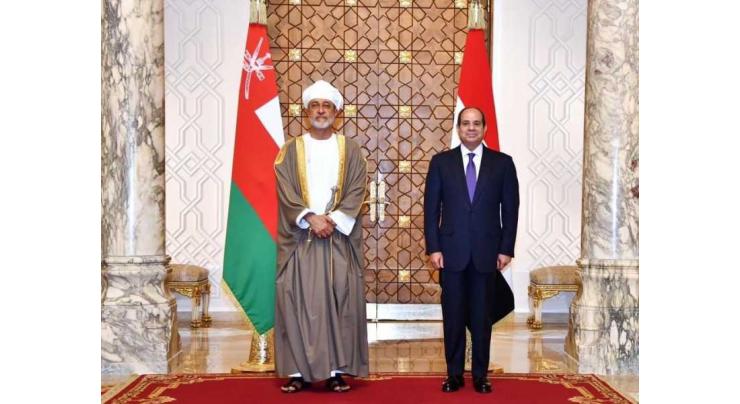 Egyptian President, Oman&#039;s Sultan review regional, international developments