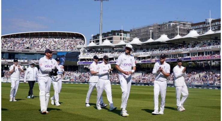 Broad strikes before Ireland fight back at Lord's

