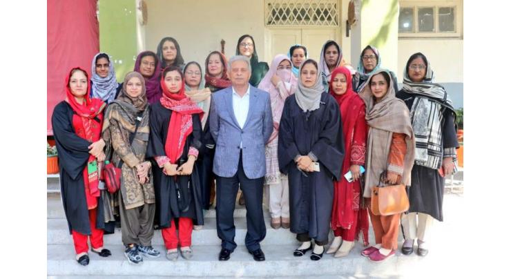 Minister Rana Tanveer Hussain visits Pakistan Sweet Home
