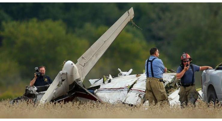 Four dead in plane crash that sparked Washington alert

